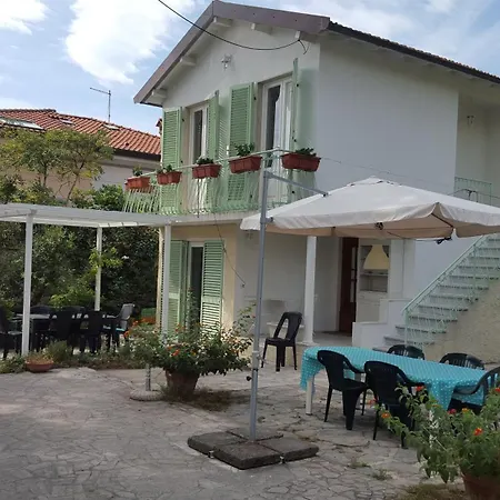 Le Mura * Марина-ді-П'єтразанта