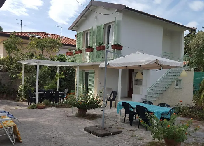 Le Mura * Марина-ди-Пьетрасанта